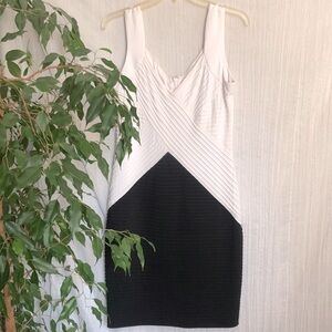 CALVIN KLEIN size 12 black & white slimming wrap dress lined special occasion